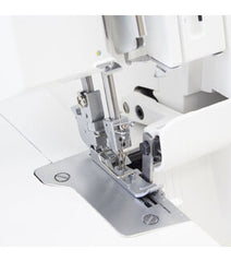 MO 104D Overlock Sewing Machine